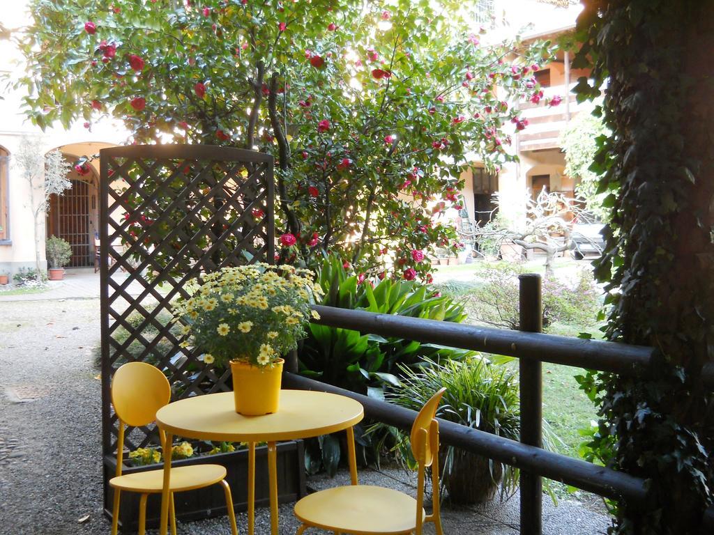 Casorate Sempione B&B Il Cortile Malpensa المظهر الخارجي الصورة